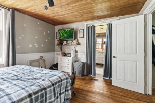 Open property gallery