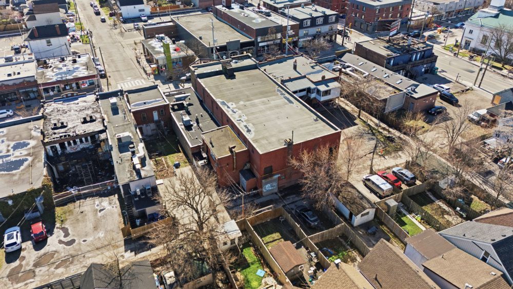 Open property gallery
