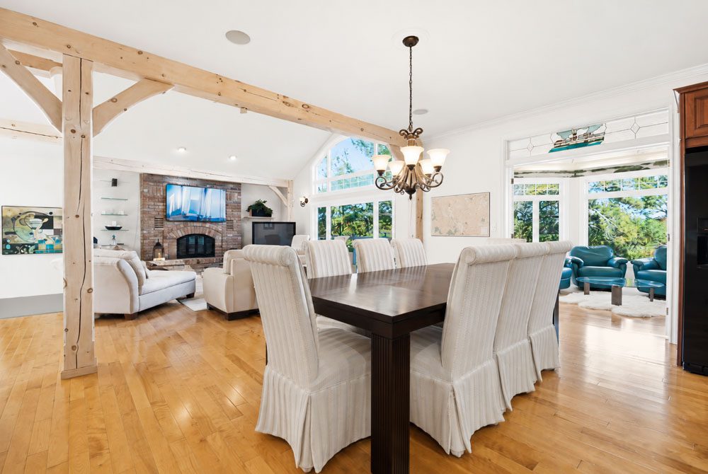 Open property gallery
