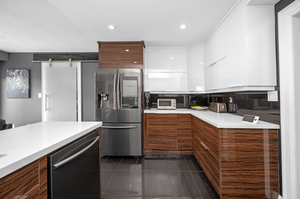 Open property gallery