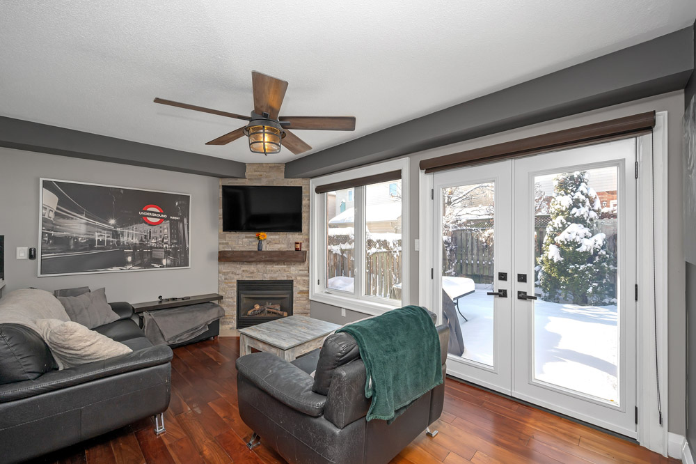 Open property gallery